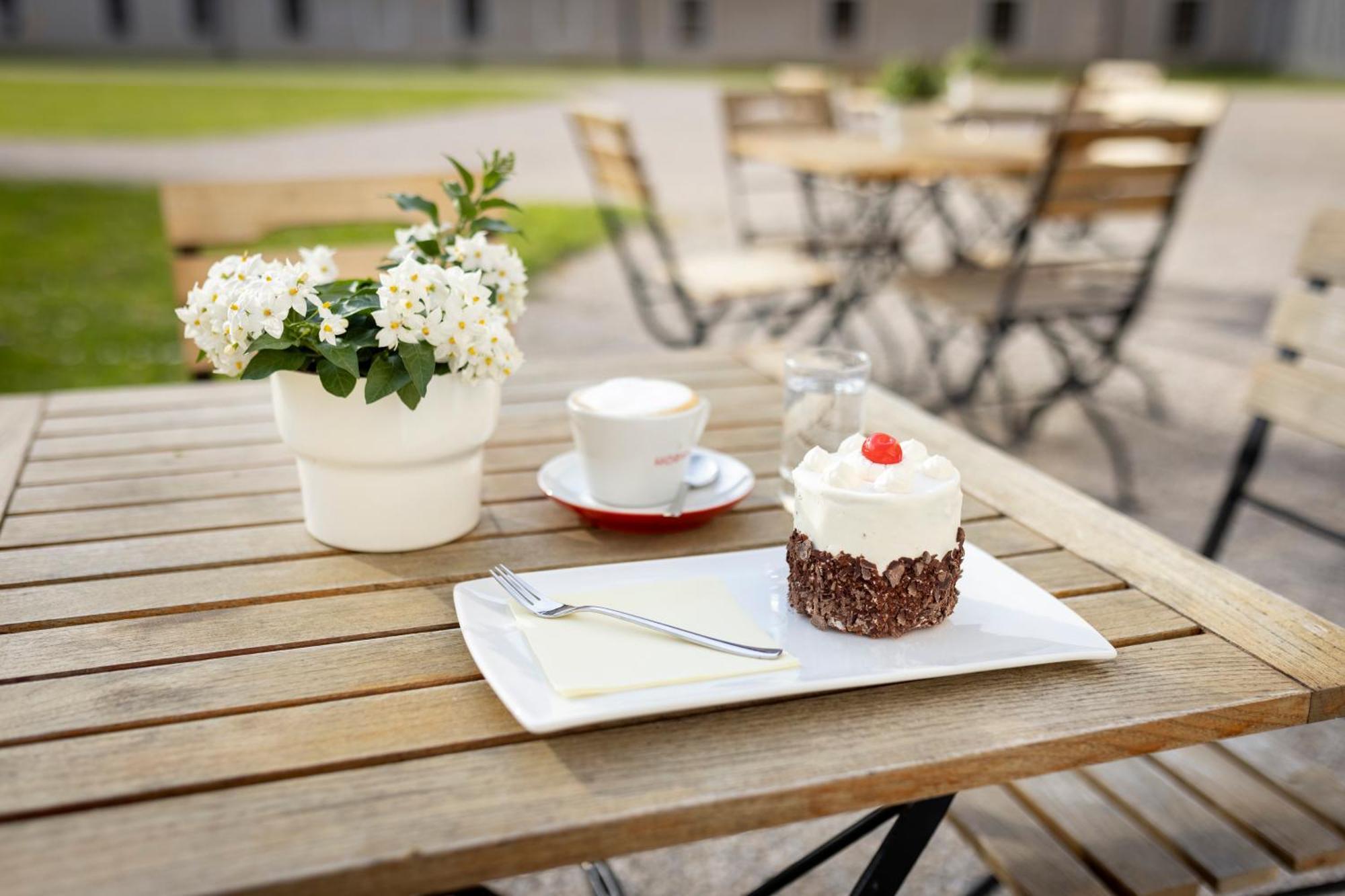 Jufa Hotel Stift Gurk Exterior photo